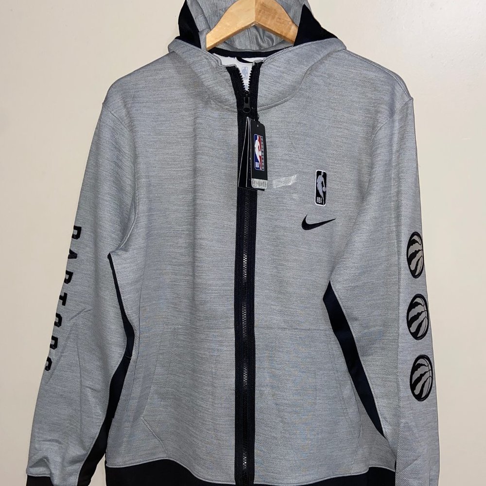 Nike NBA Toronto Raptors Therma Flex Showtime On-Court Hoodie CU0533-063 Men